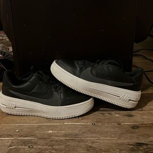 Nike Air Force 1 PLT.AF.ORM wmms (no box) worn a couple times